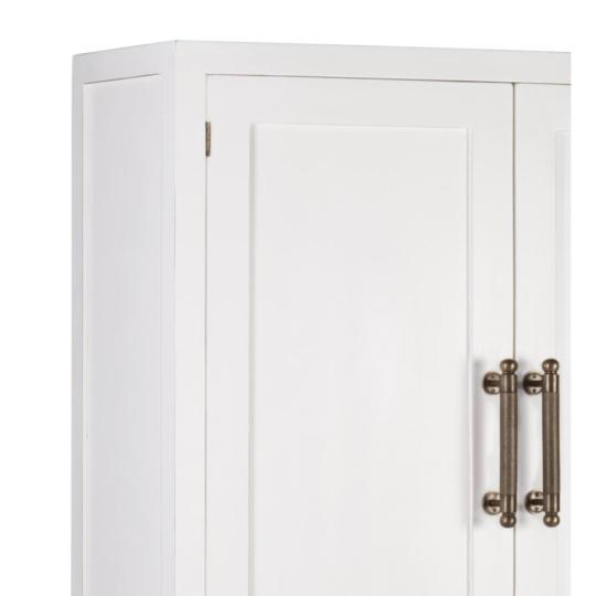 feher elegans country polcos zarhato szekreny italos barszekreny mediterran klasszikus nappali vilagos konyvesszekreny design szogletes bar otthon balaton lakberendezes vintage butorok lameridiana lakberendezesi bolt.jpg